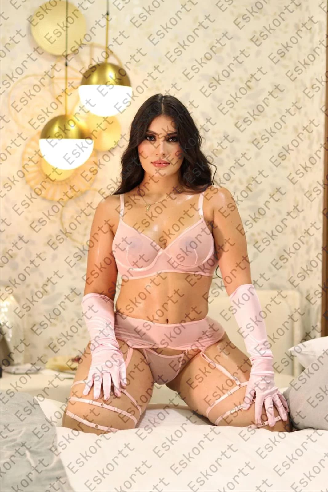 Iowa escort in Moscow