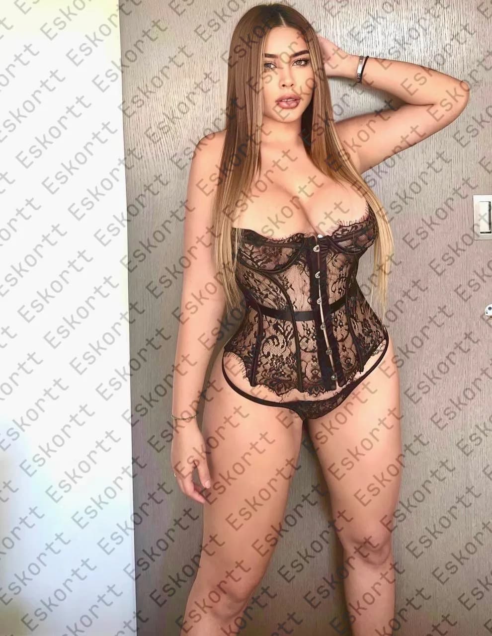 Maddy escort in Moscow