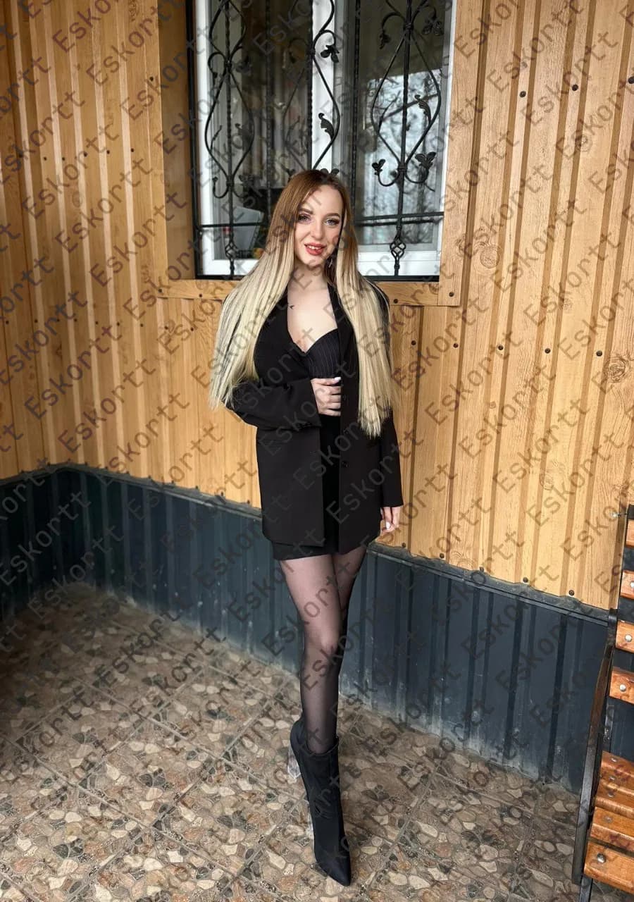 Asya escort in Moscow