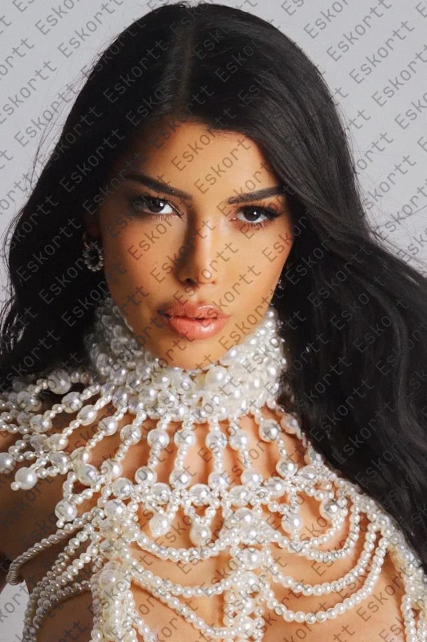 Adriana escort in Moscow