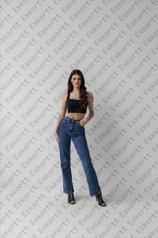 Renata escort in Moscow