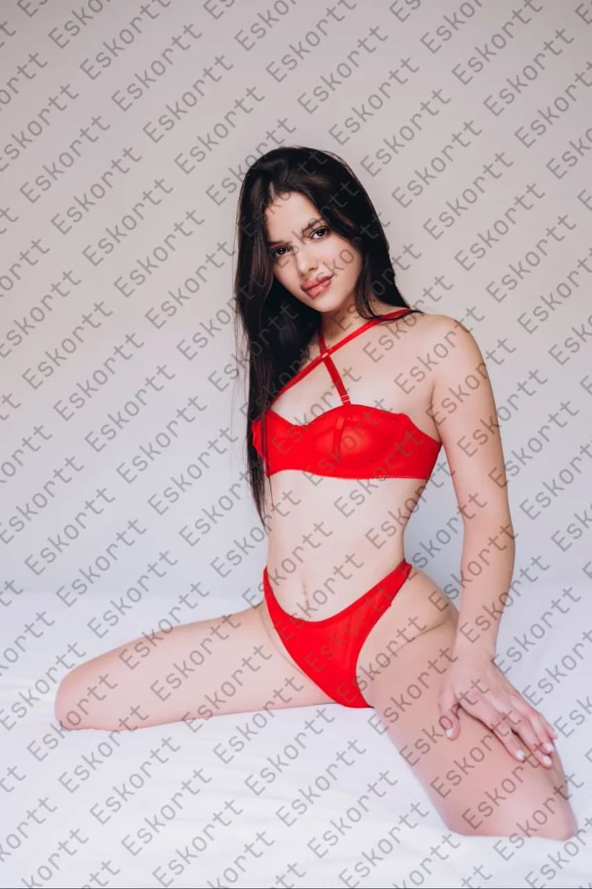 Maddy escort in Moscow