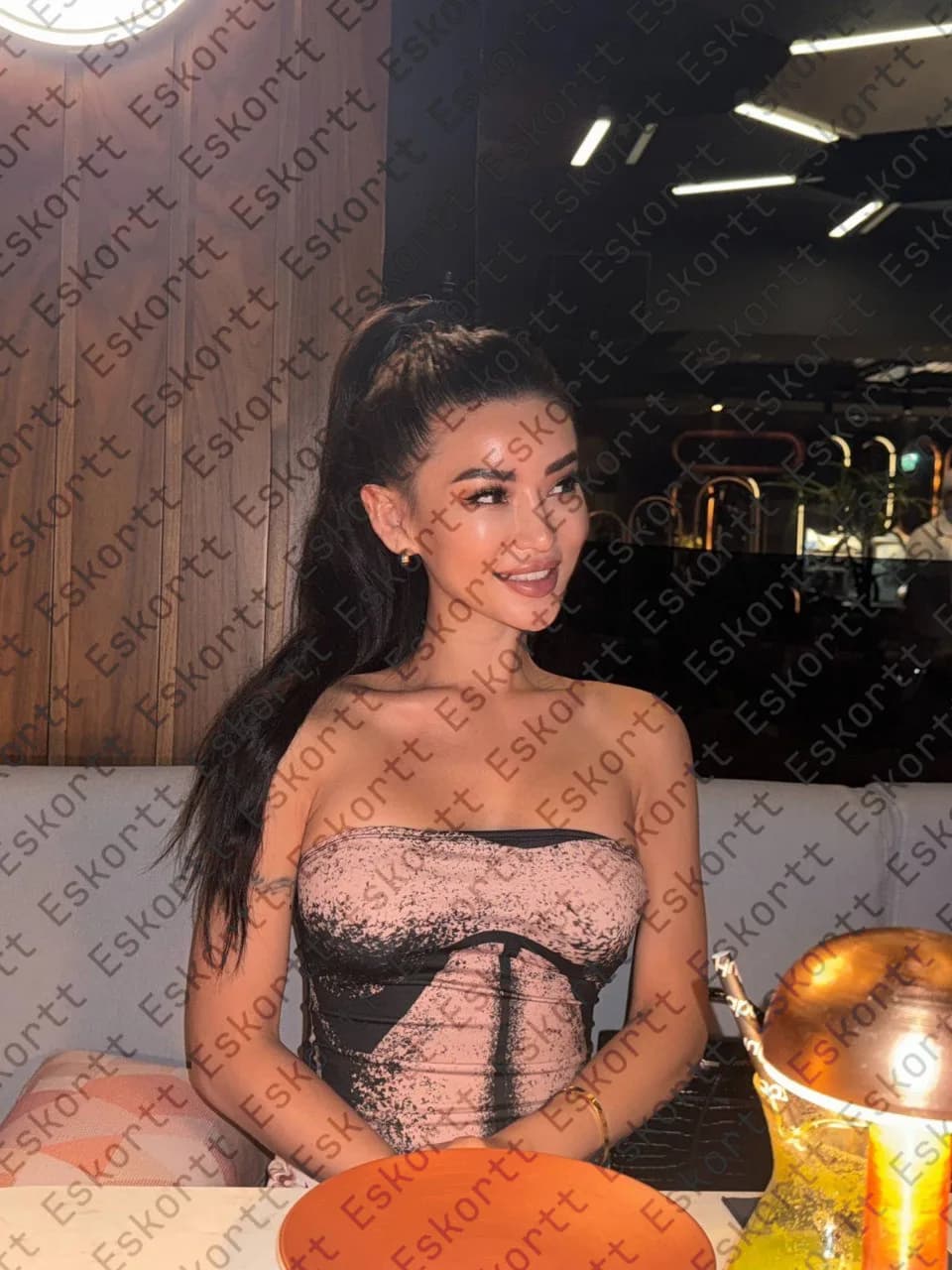 Louisa escort in Moscow