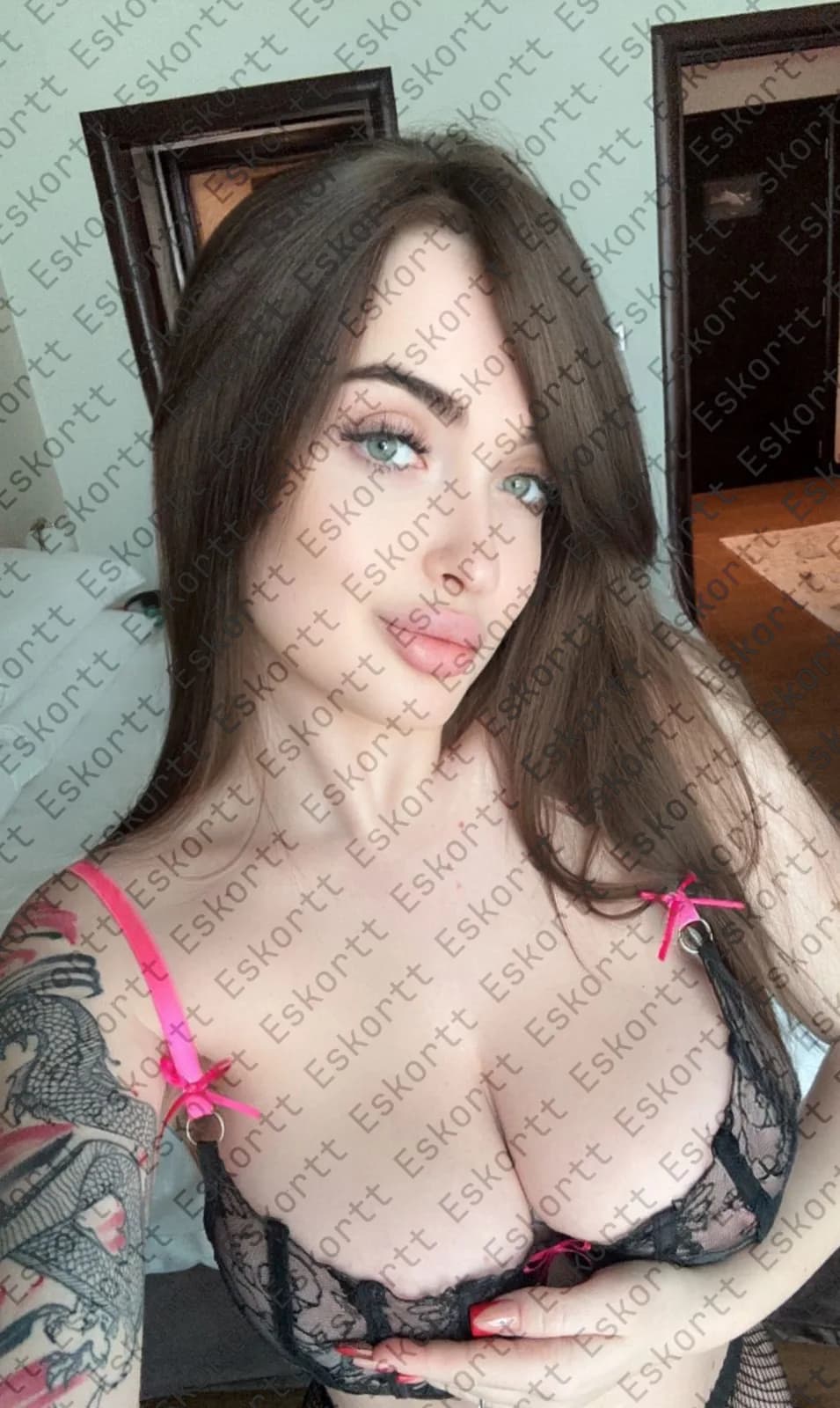 Elvira escort in Moscow