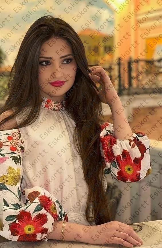 Gloriana escort in Moscow