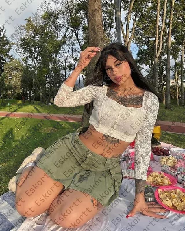 Lim escort in Moscow