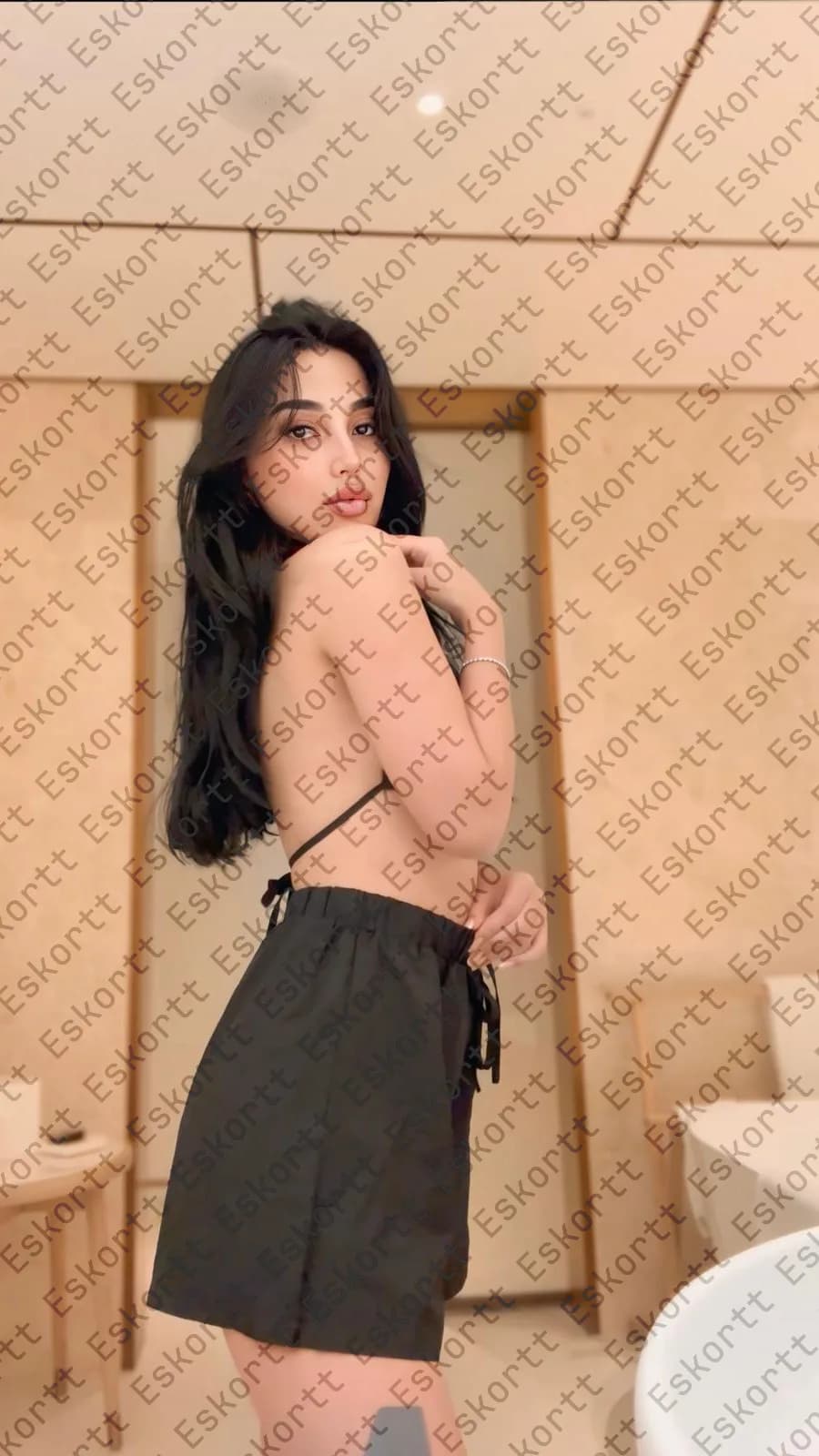 Luiza escort in Moscow