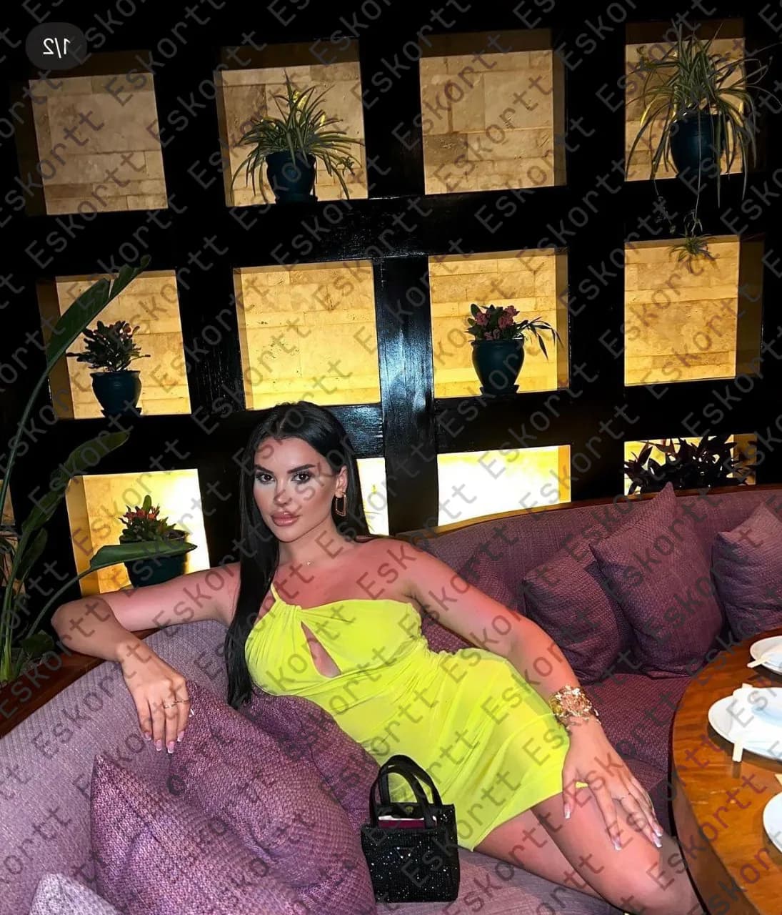 Nora escort in Moscow