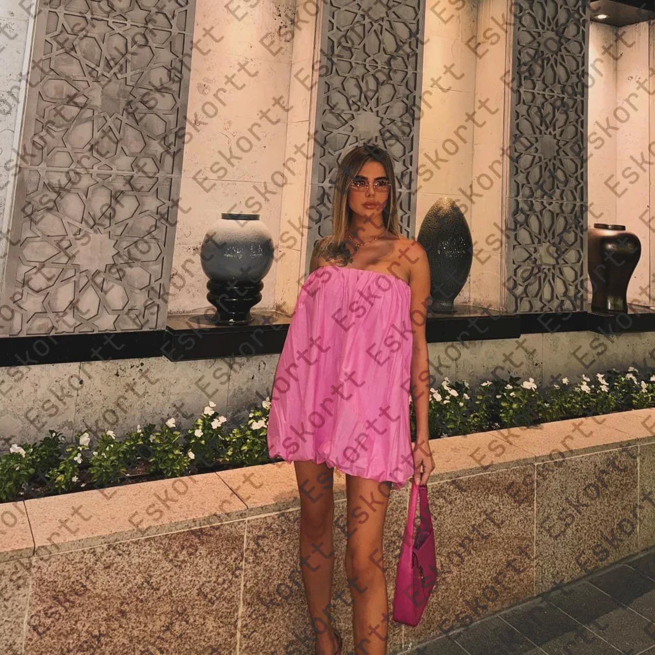 Sana escort in Moscow