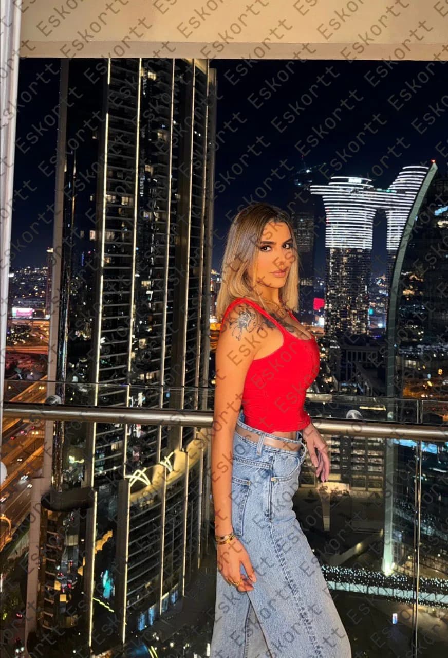 Sana escort in Moscow