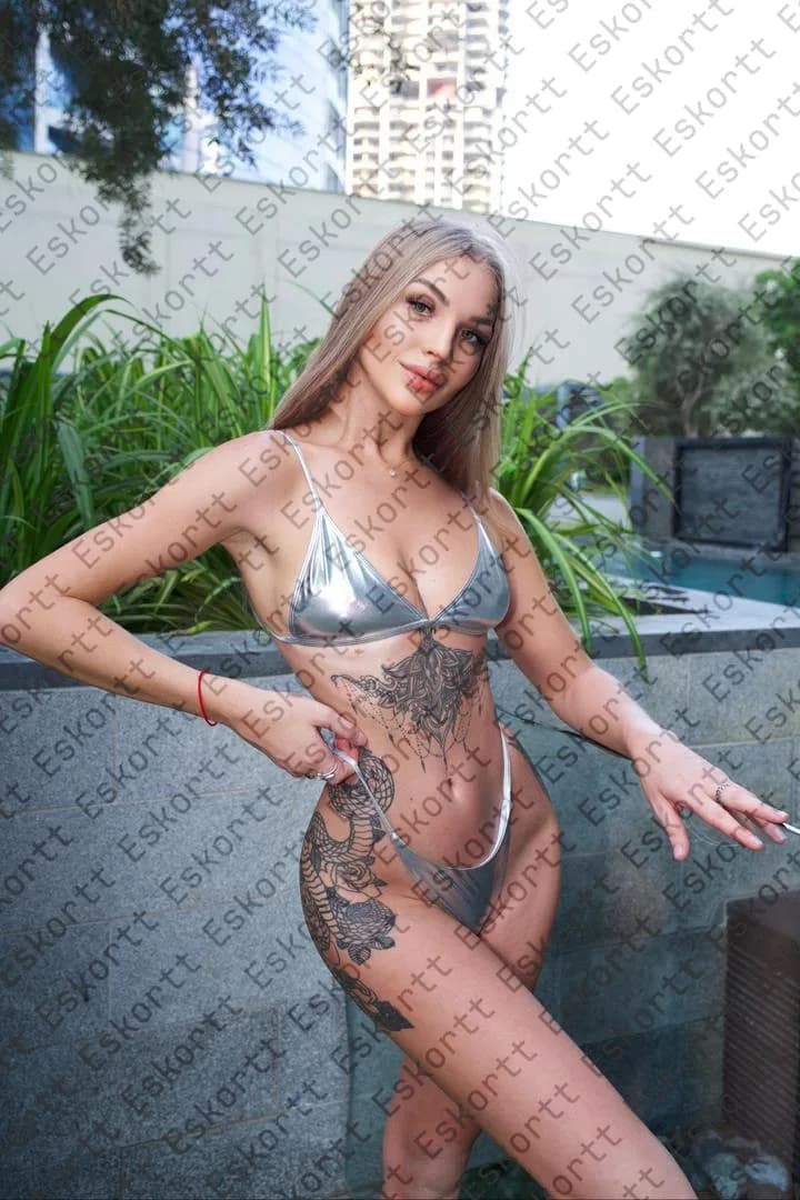 Stasia escort in Moscow