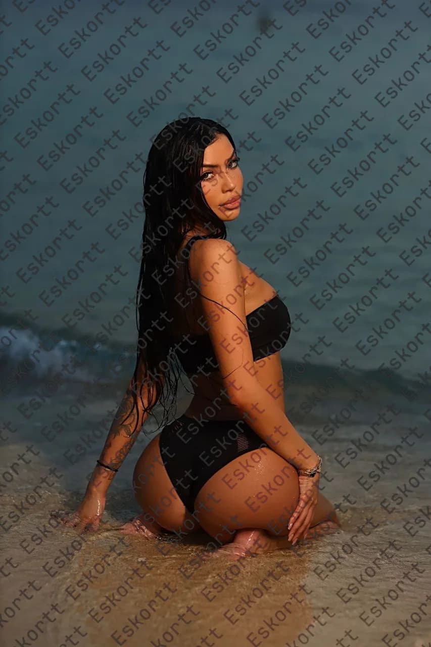 Giselle escort in Moscow