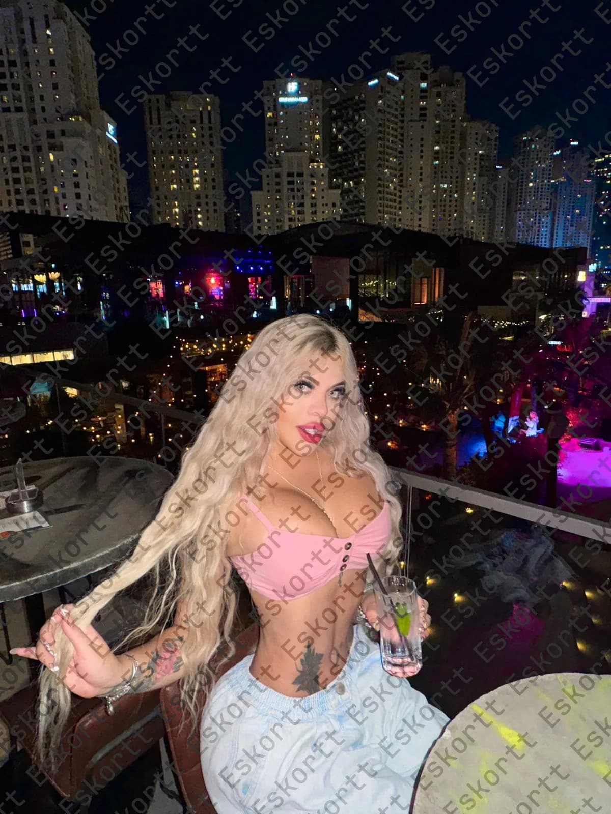 Mia escort in Moscow