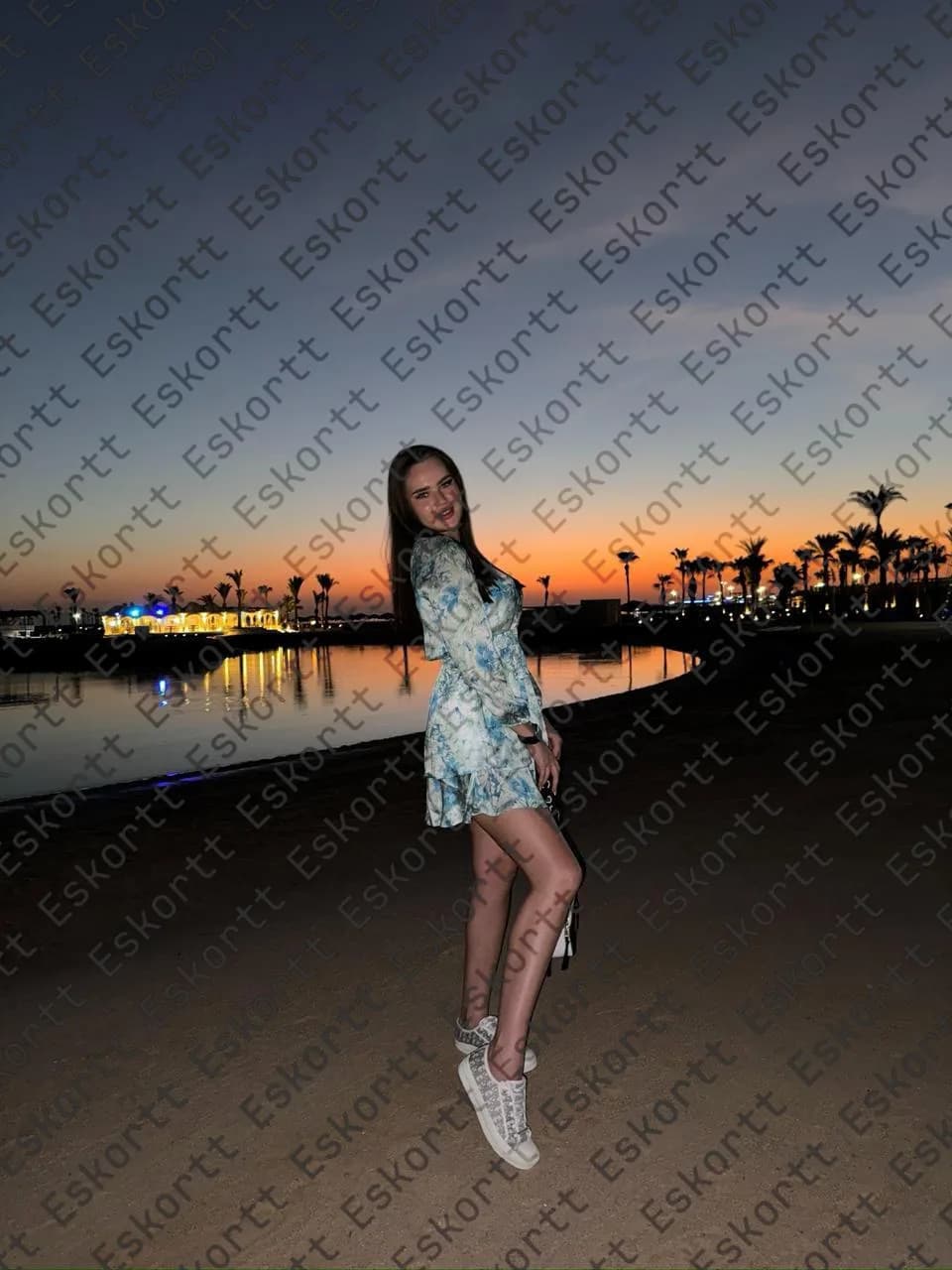 Lana escort in Moscow