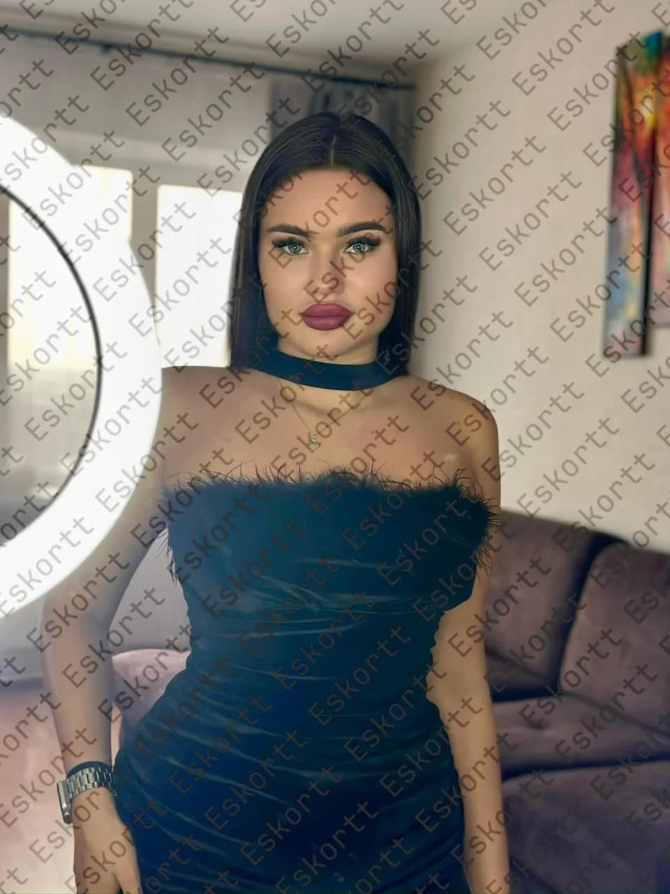 Lana escort in Moscow