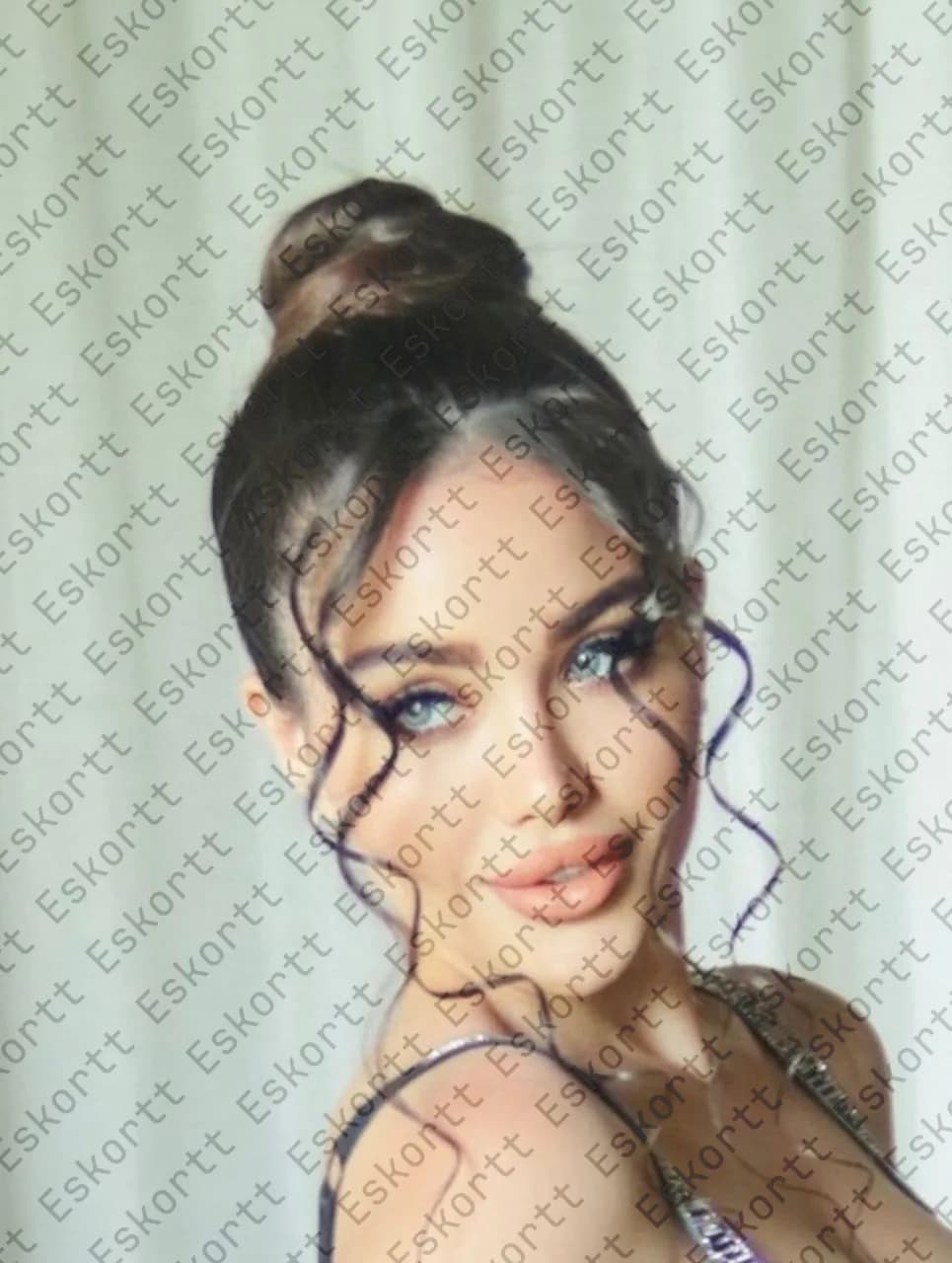 Dayna escort in Moscow