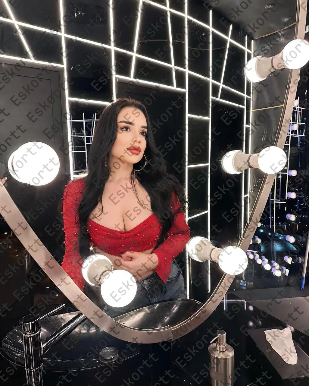 Jasmin escort in Moscow