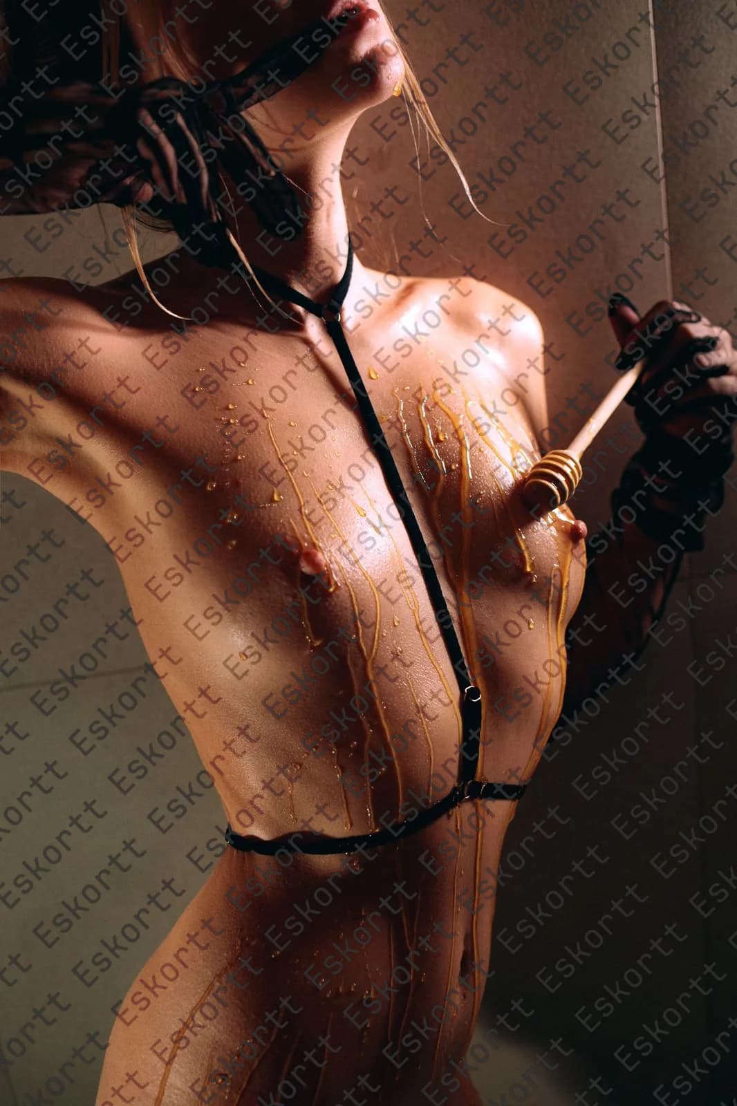 Effy escort in Moscow