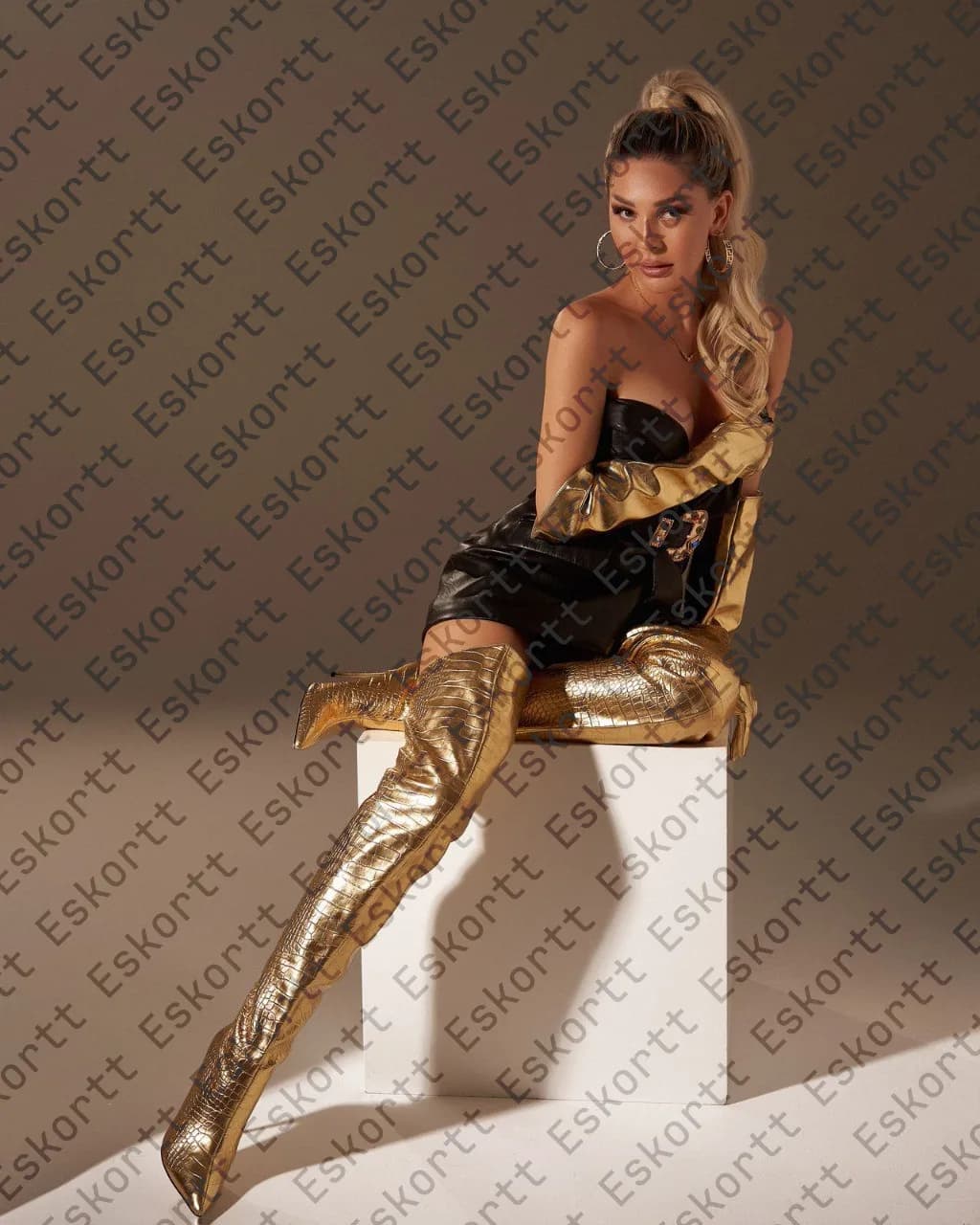 Evelina escort in Moscow