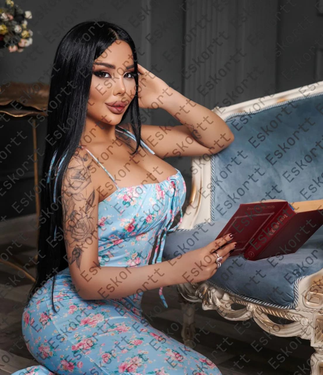 Amalia escort in Moscow