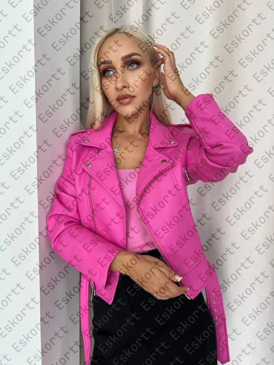 Ekaterina escort in Moscow