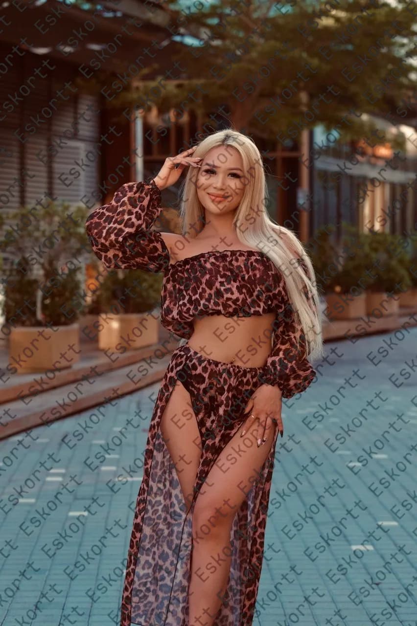 Lalisa escort in Moscow