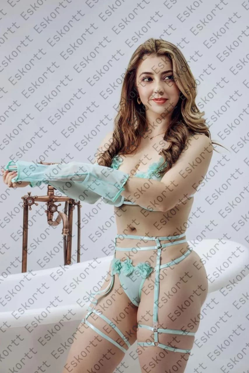 Sarfa escort in Moscow