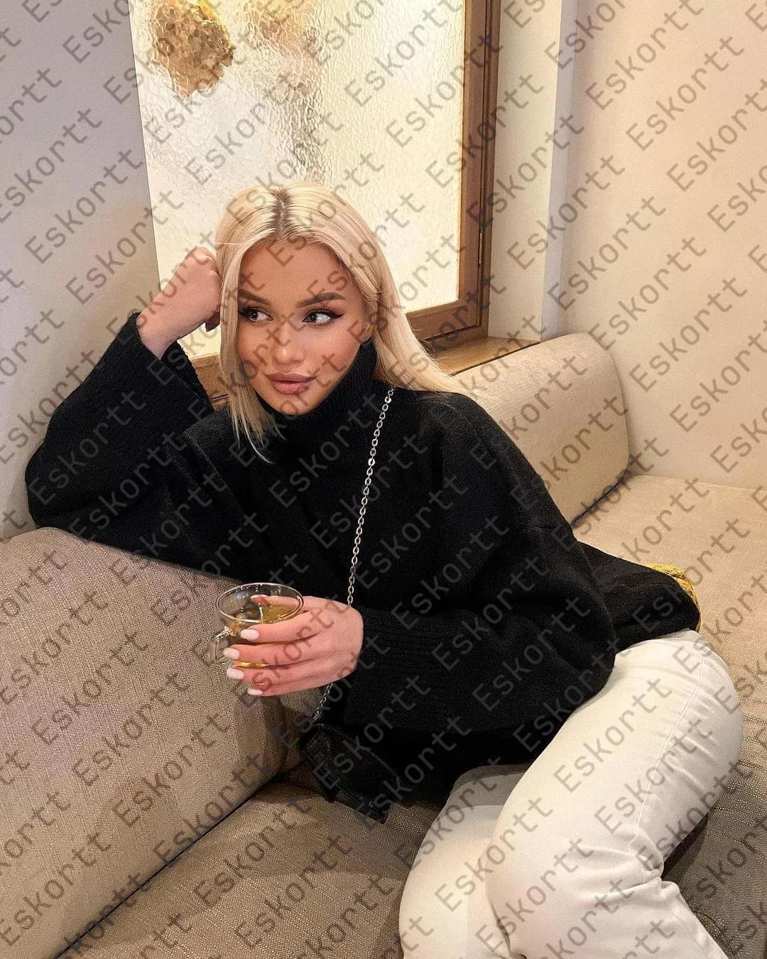 Tiffany escort in Moscow