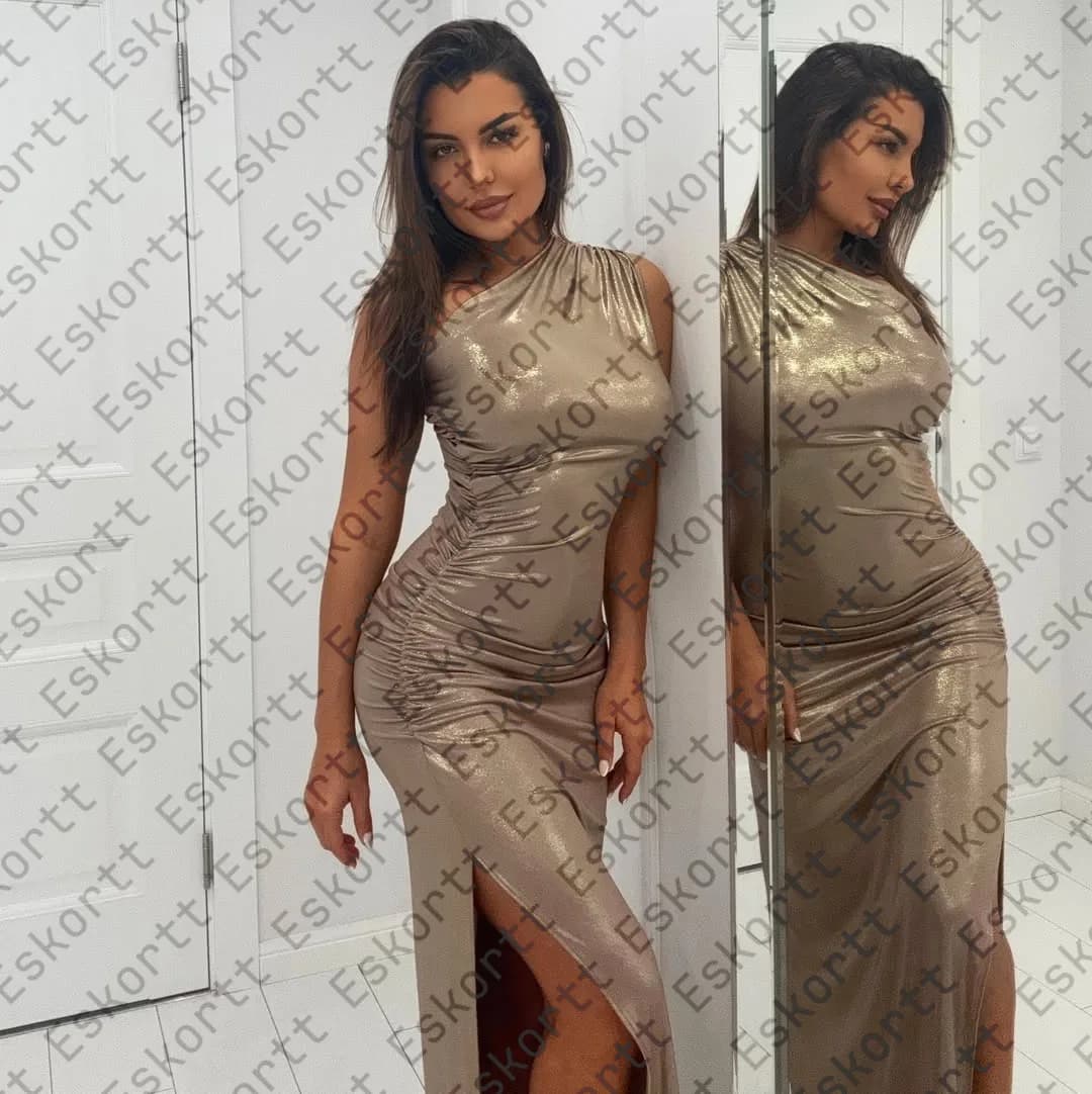 Lydia escort in Moscow