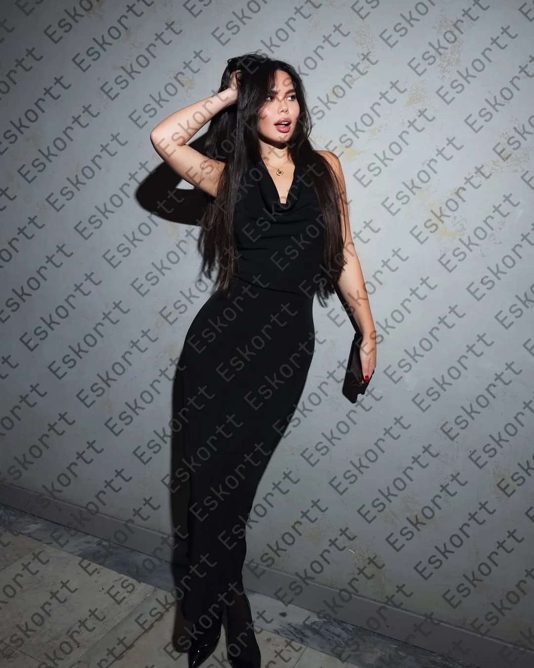 Adeline escort in Moscow