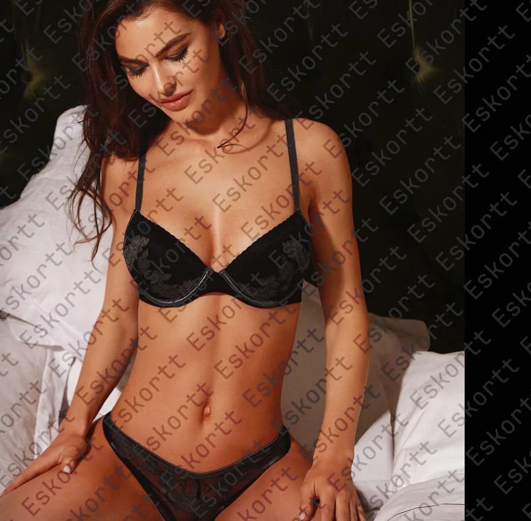 Luna escort in Moscow