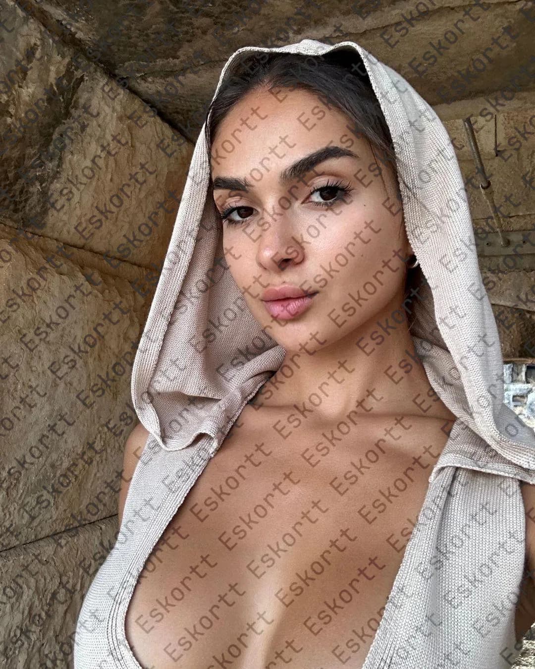 Sage escort in Moscow