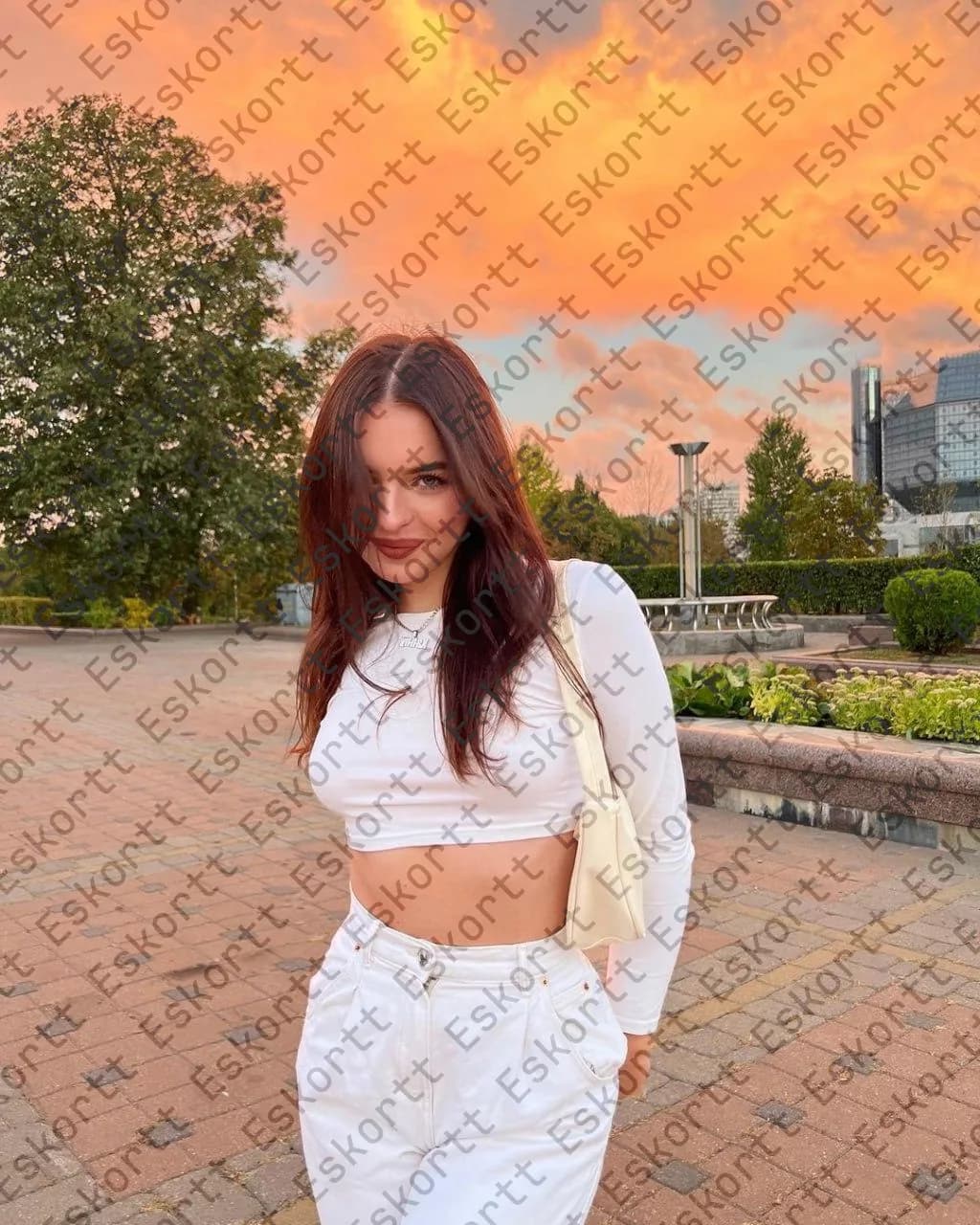 Natalie escort in Moscow