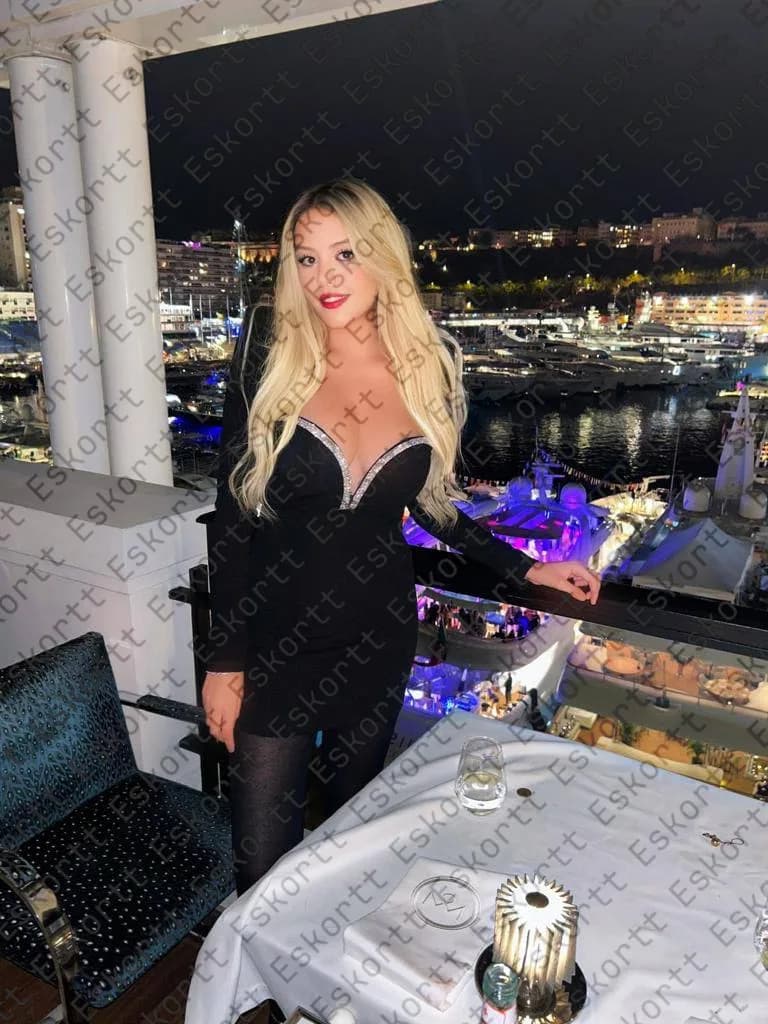 Rachel escort in Moscow