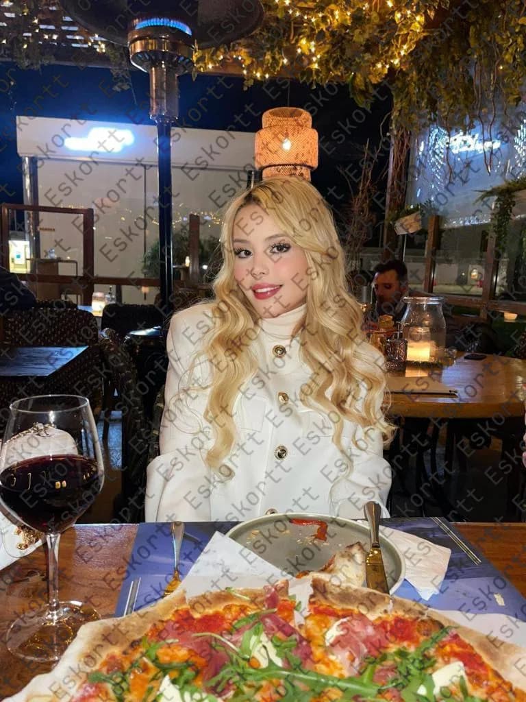 Rachel escort in Moscow