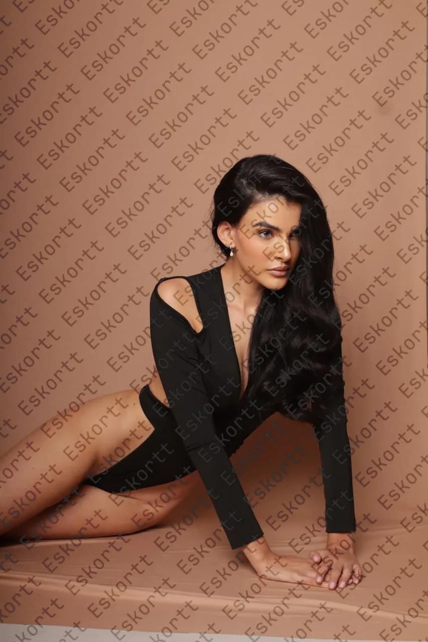 Colette escort in Moscow