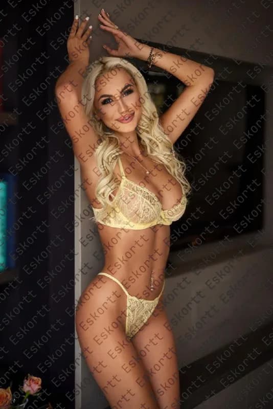 Celina escort in Moscow