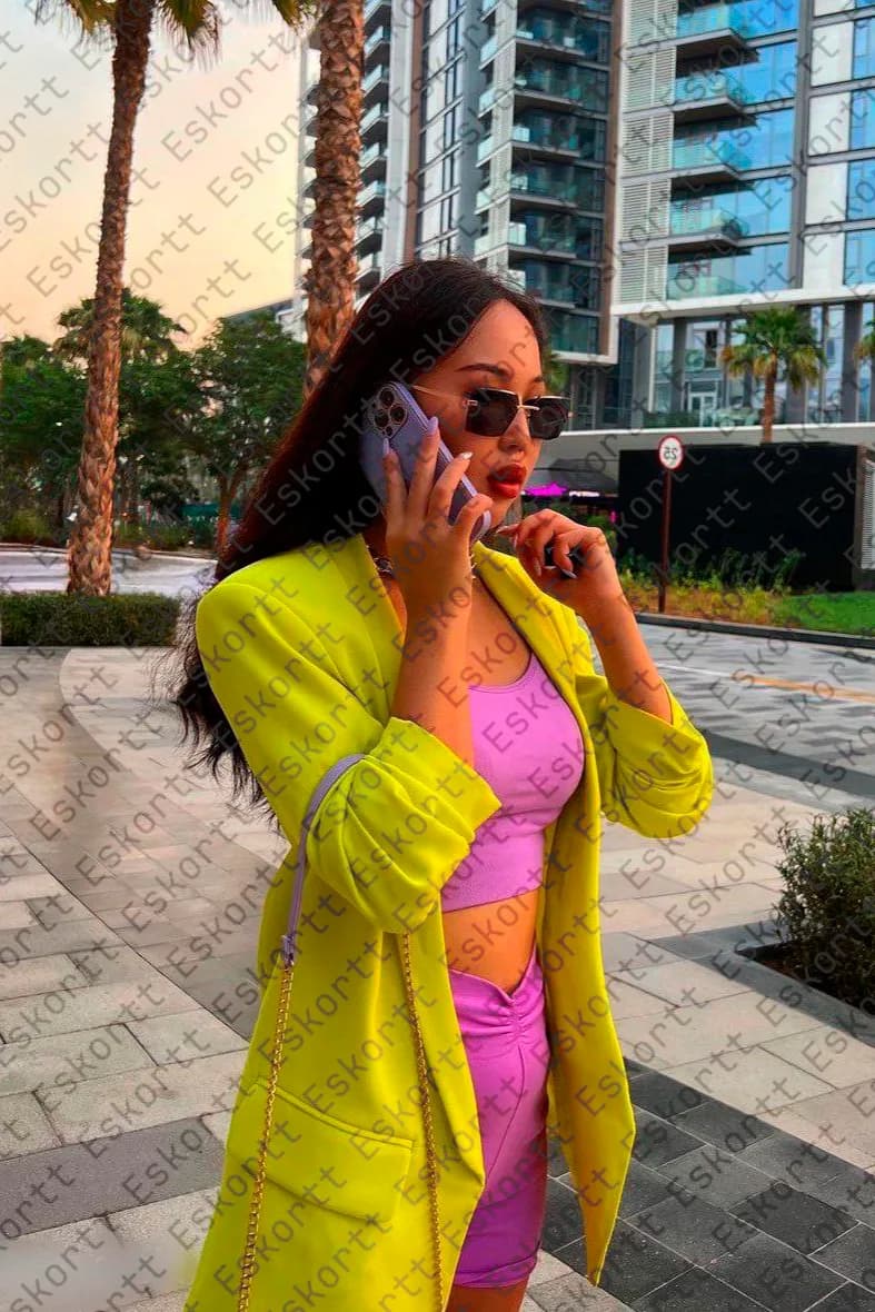 Giovanna escort in Moscow