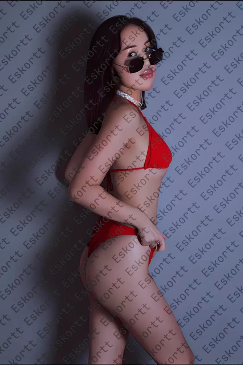 Giovanna escort in Moscow