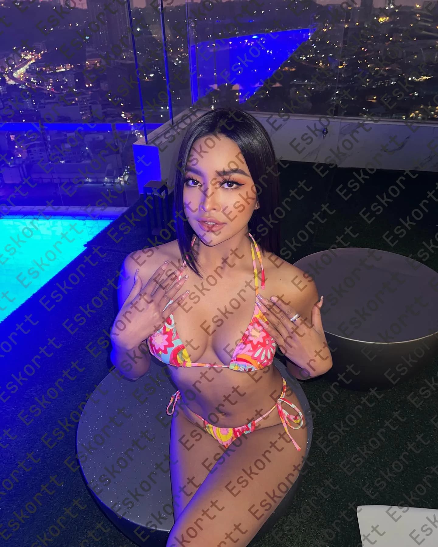 Kenzie escort in Moscow