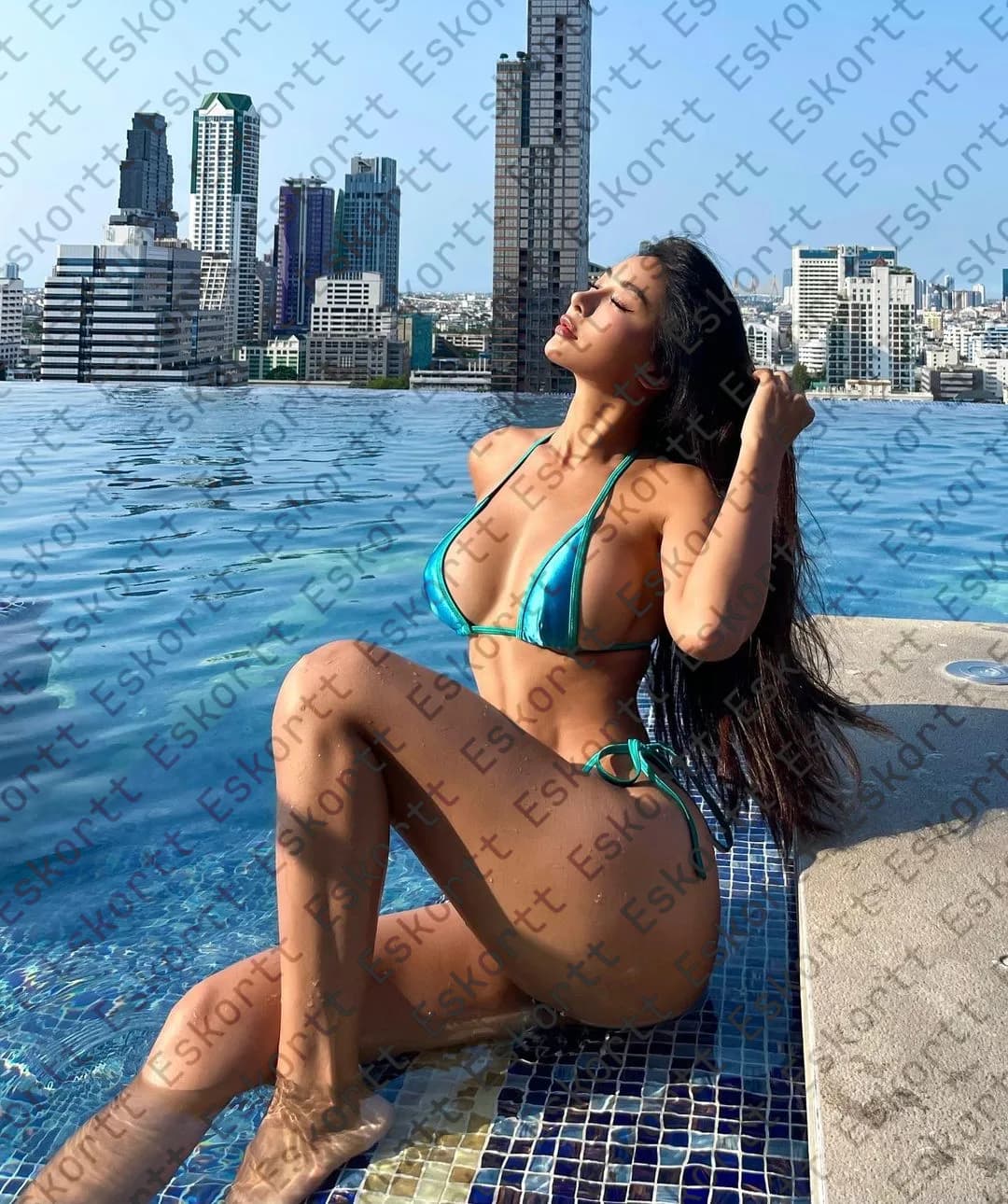 Zinnia escort in Moscow