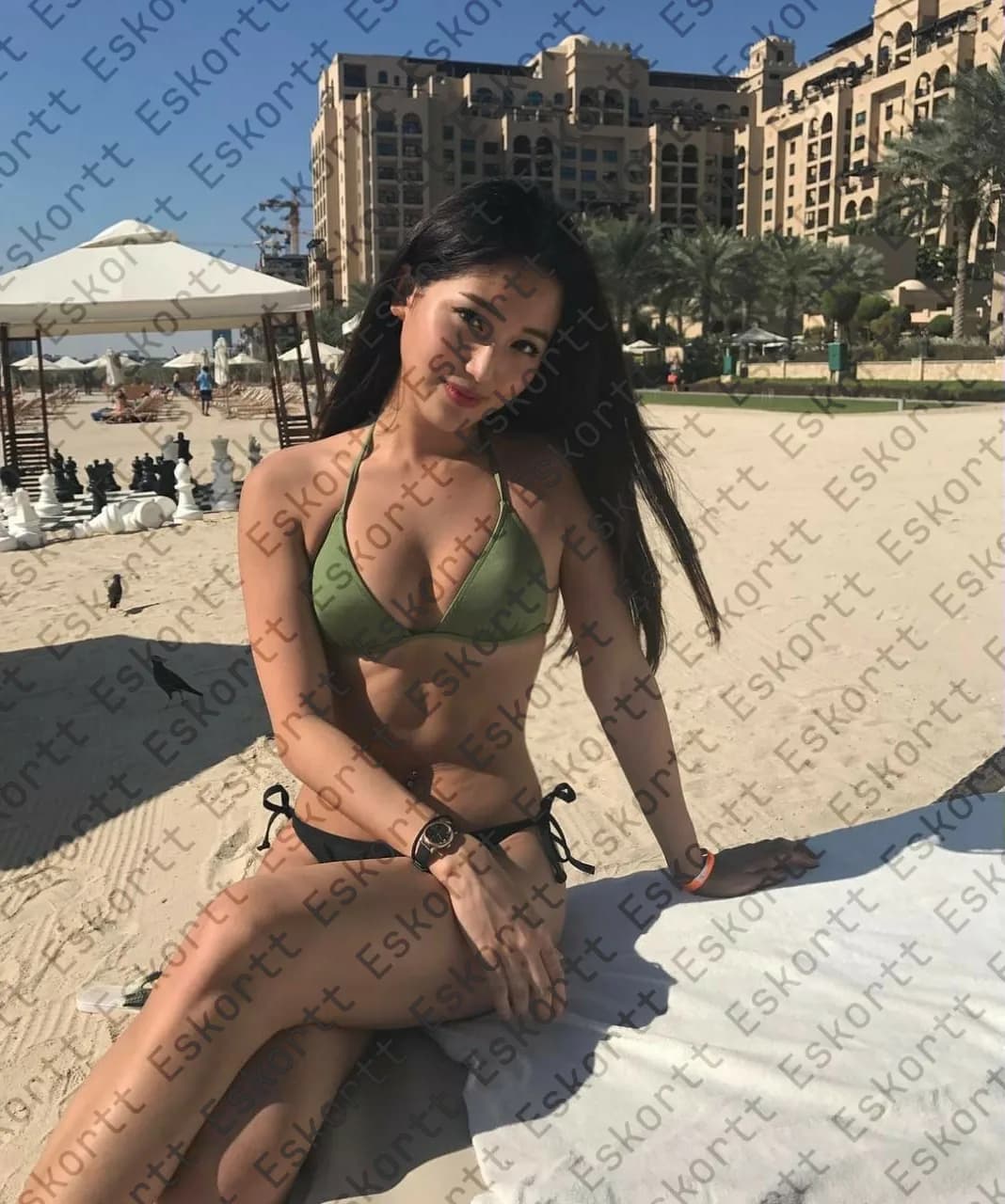 Zephyra escort in Moscow