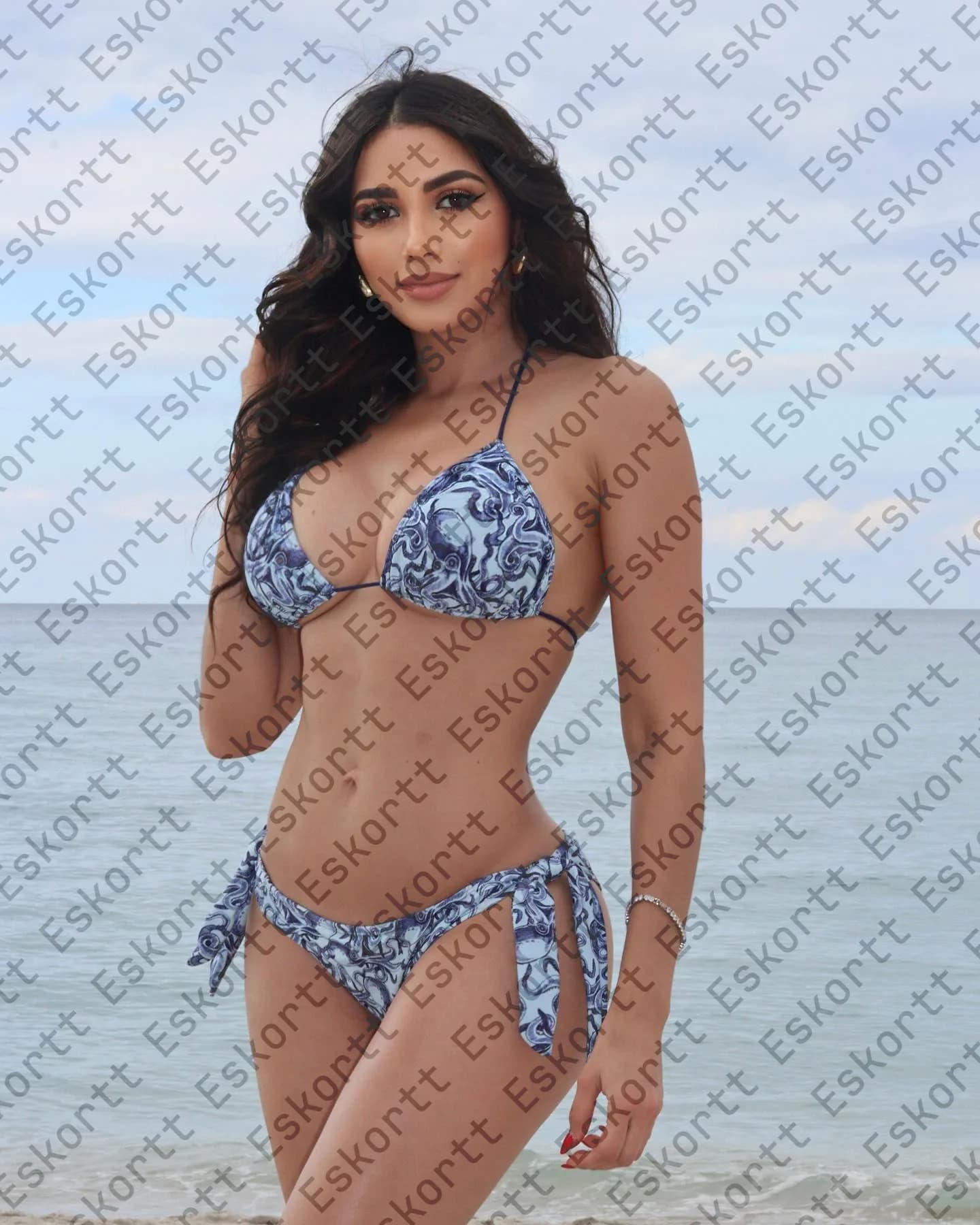 Galadriel escort in Moscow