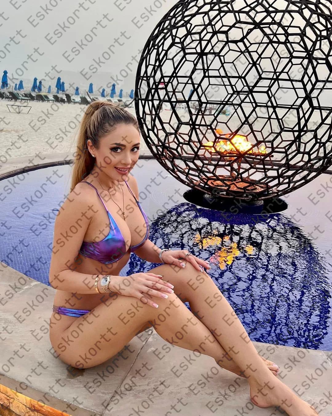 Philippa escort in Moscow