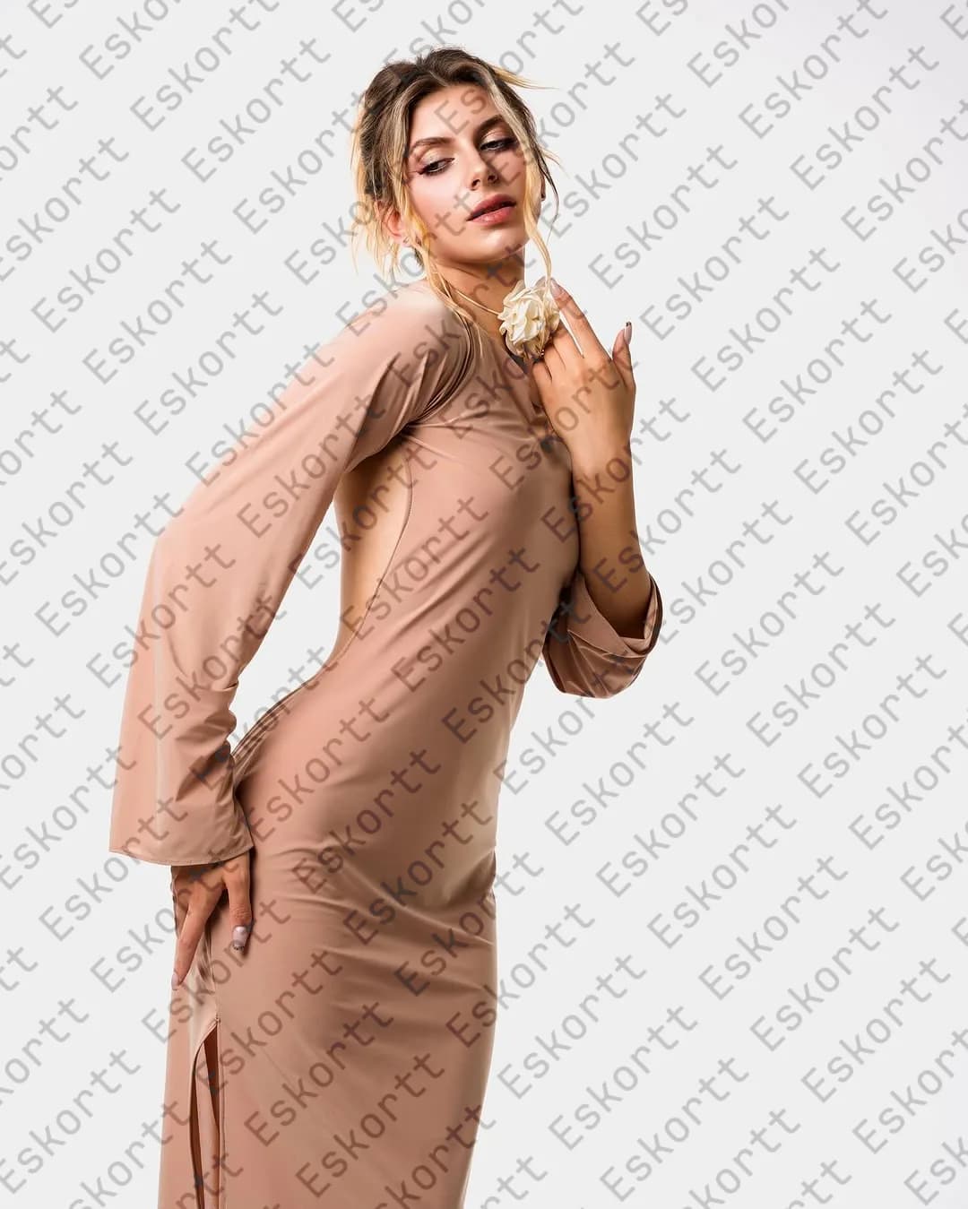 Arabella escort in Moscow