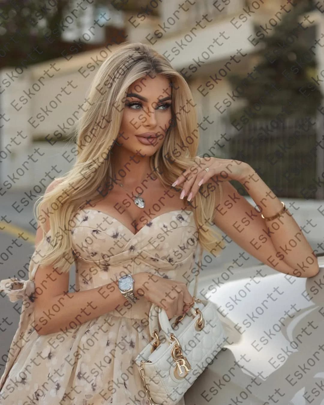 Grace escort in Moscow