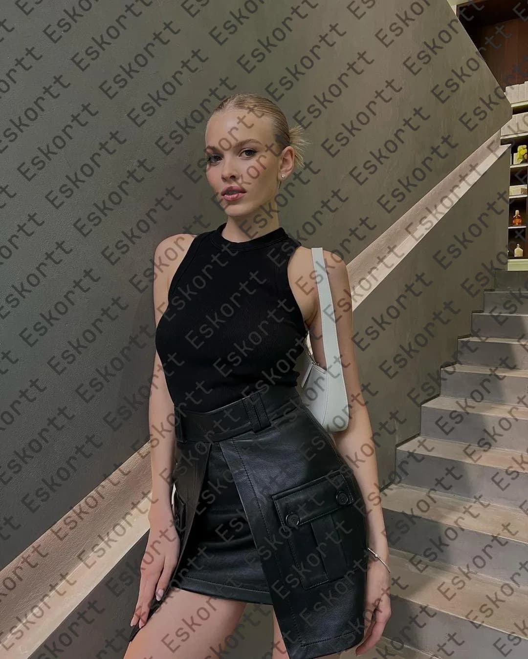 Zinnia escort in Moscow