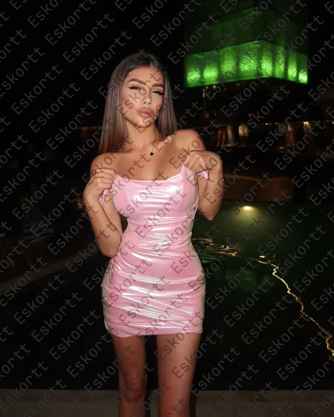 Cecilia escort in Moscow