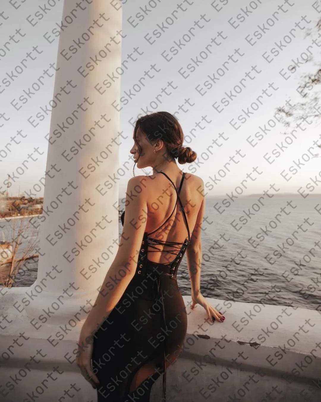 Willa escort in Moscow