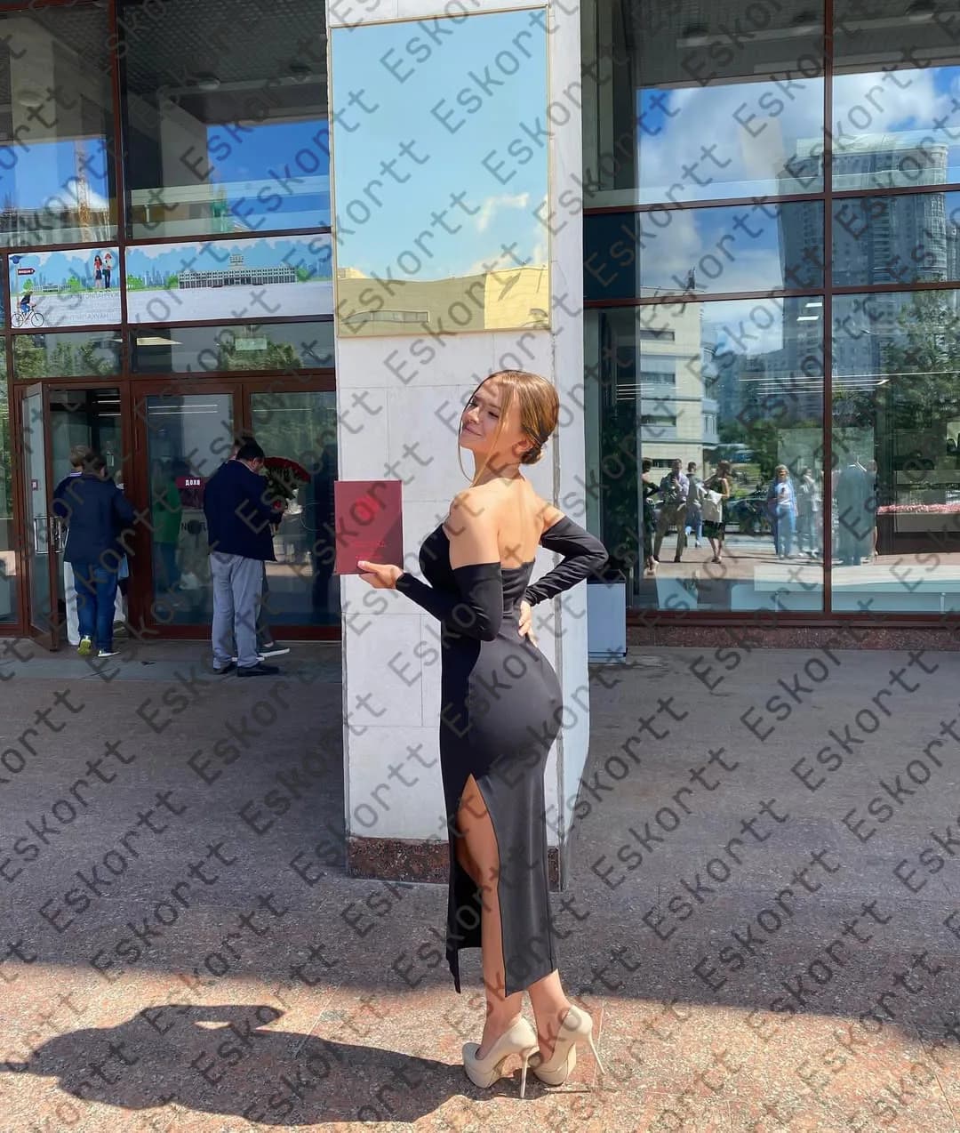 Athena escort in Moscow